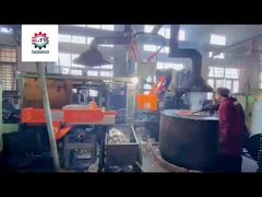 Proses produksi dan di lokasi pompa air dan pompa oli di pabrik.