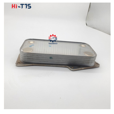 D6E suku cadang excavator VOE20511773 04252961 Inti pendingin minyak