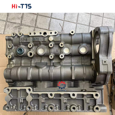 Sidang Kepala Silinder V3307-CR untuk Bagian Injeksi Bahan Bakar Elektronik Kubota Diesel
